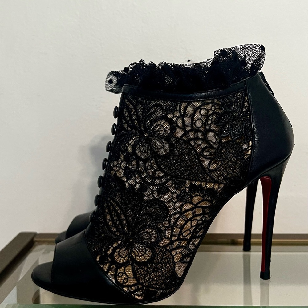 Christian Louboutin Black Stiletto Heels with Lace Overlay Size 38 - Picture 3 of 13